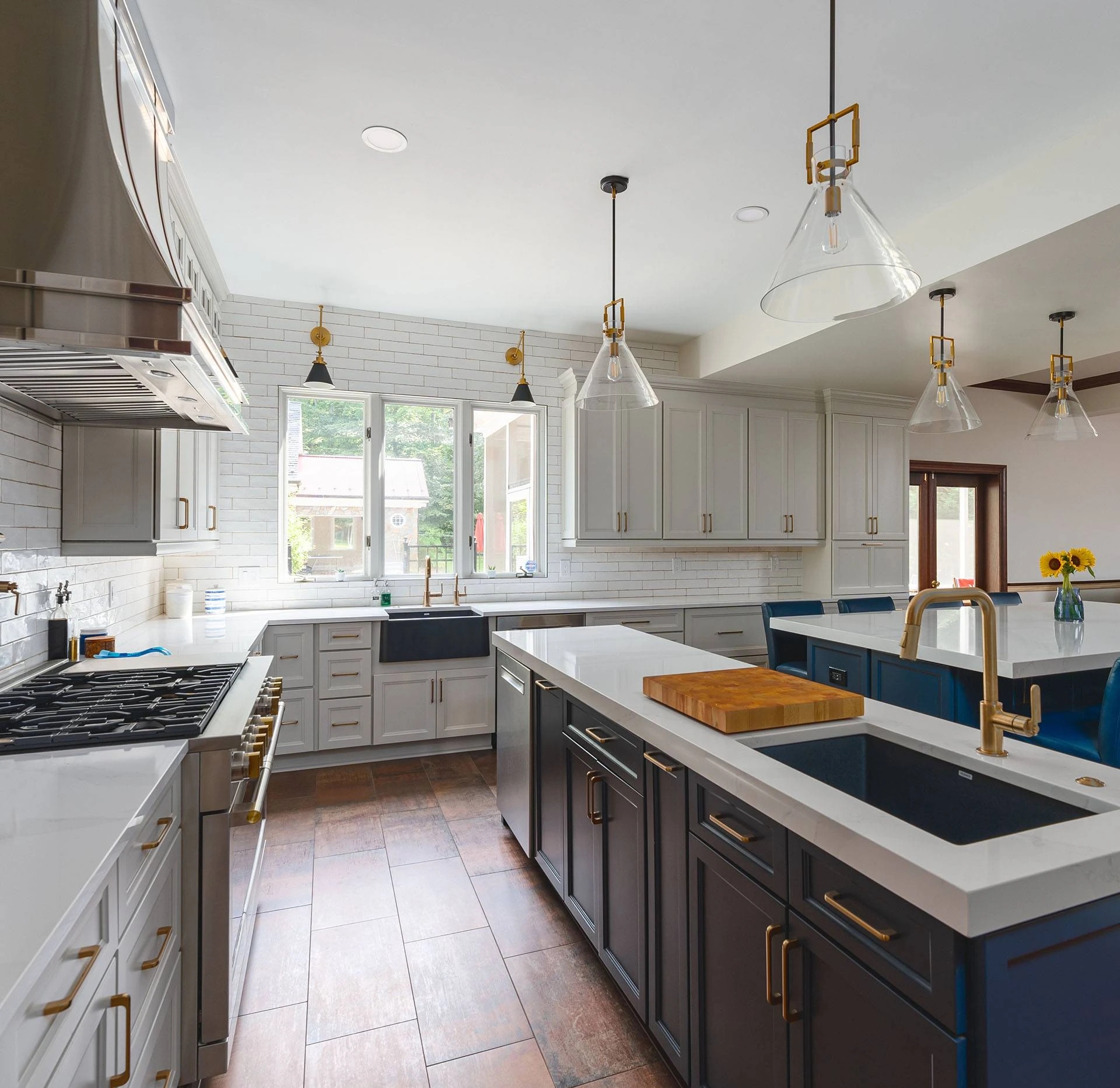 5 Timeless Kitchen Designs cover image