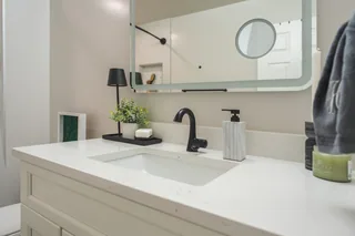 6624 Pelhams Trce Bathroom Remodel photo 12